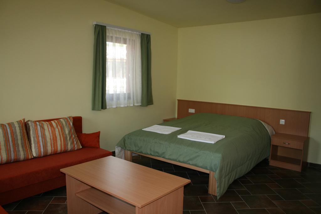 Matra Kemping Apartmanok Matrafured Zimmer foto